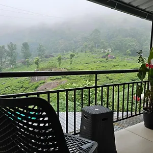 Homestay Tea Dale - With Tea Estate View, Munnar