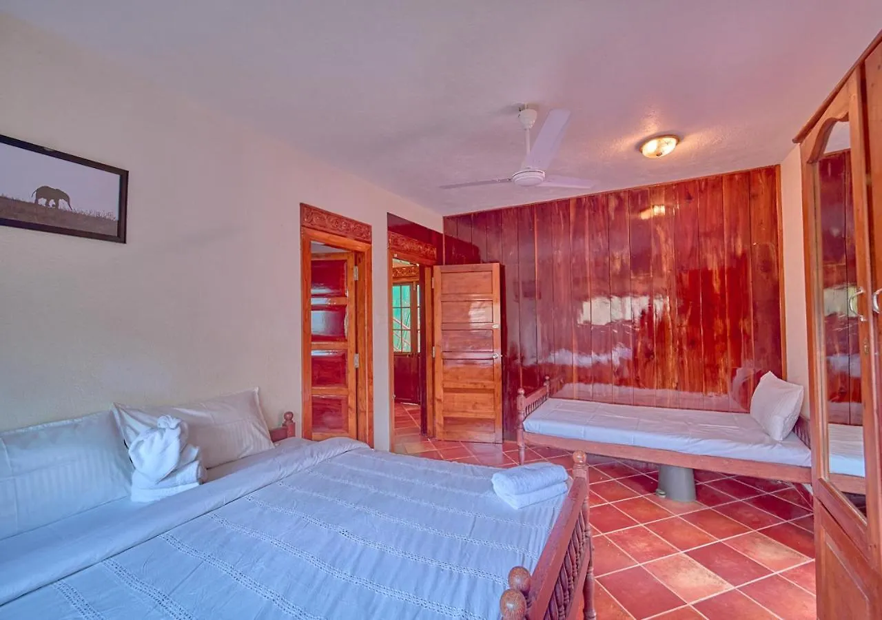 Homestay Jade Munnar Pool Resort By Voye Homes Anachal